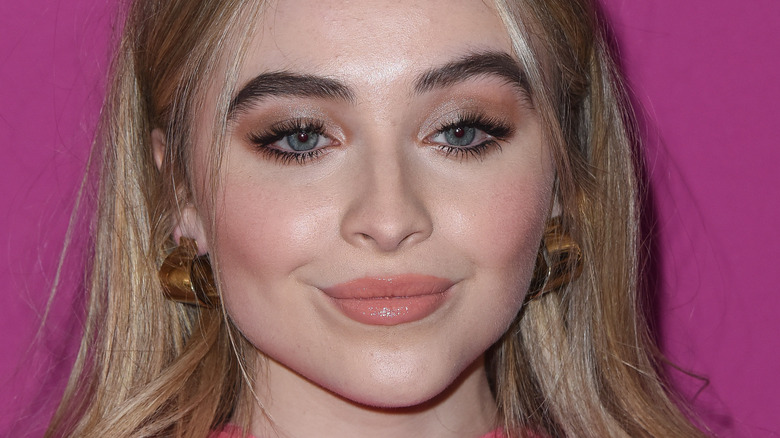 Sabrina Carpenter smiling