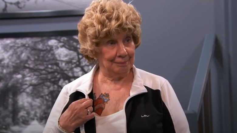 Nanny Faye shows off fake tattoo