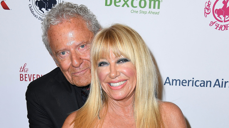 Alan Hamel and Suzanne Somers smiling