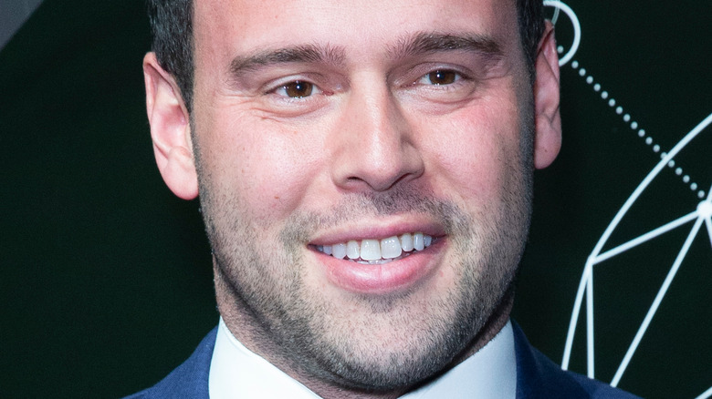 Scooter Braun smiling