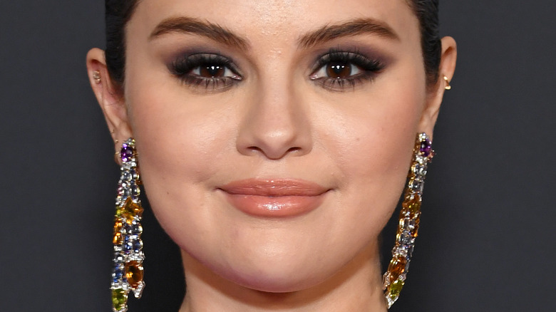 Selena Gomez big earrings