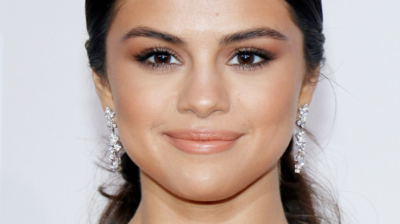 elena Gomez at the 2016 American Music Awards held at the Microsoft Theater