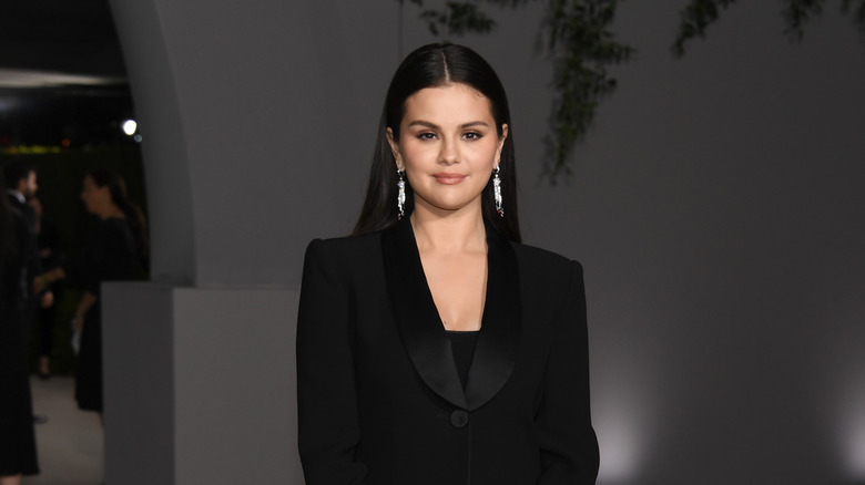 Selena Gomez poses 
