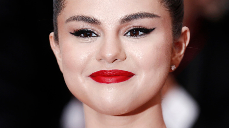 Selena Gomez smiles on red carpet