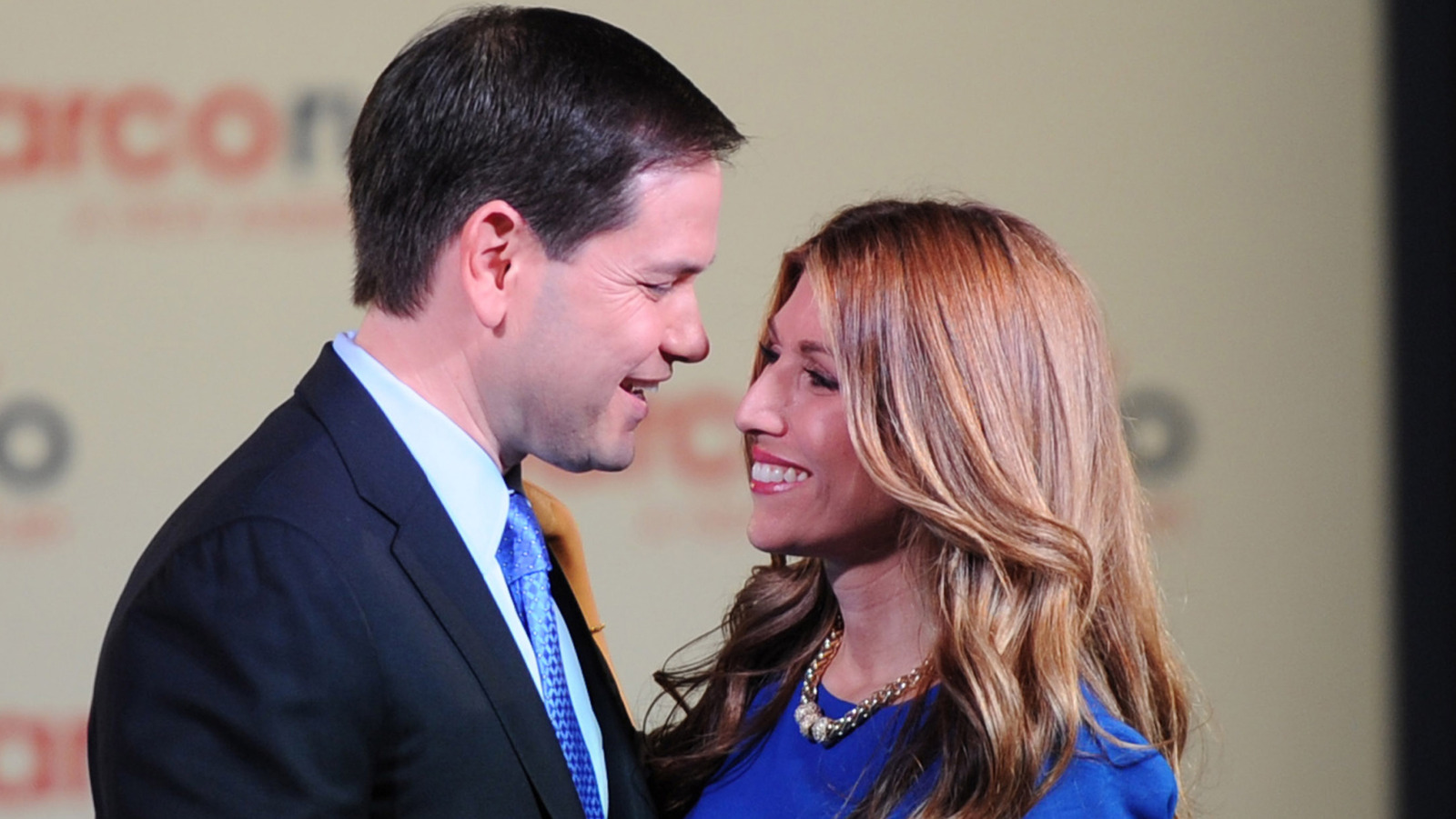 Senator Marco Rubio's Marriage Is Bursting With Red Flags