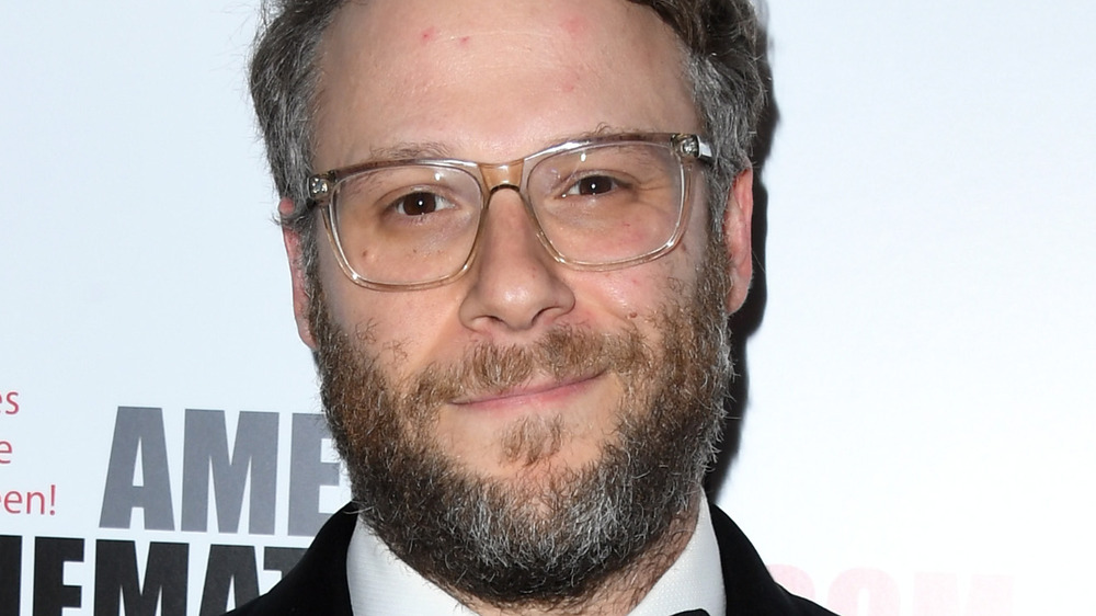 Seth Rogen wearing glasses 