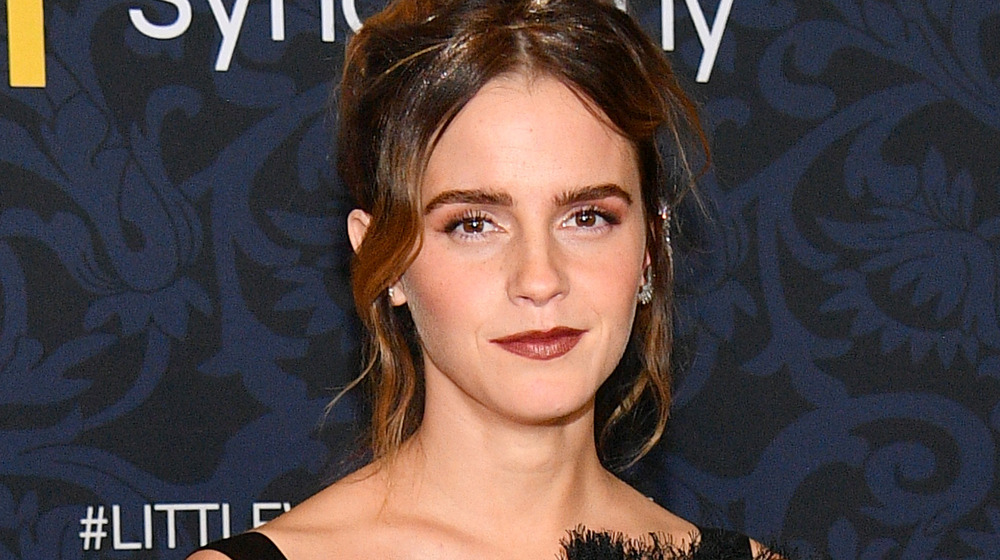 Emma Watson poses at the Little Women premiere