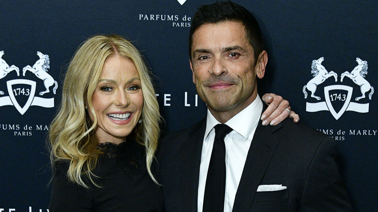 Kelly Ripa and Mark Consuelos all smiles on the red carpet
