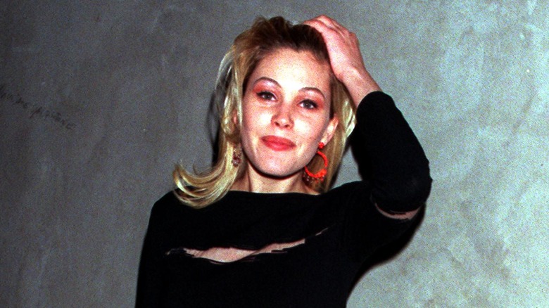 Shanna Moakler back in December 2000