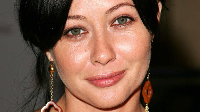 Shannen Doherty close-up smiling