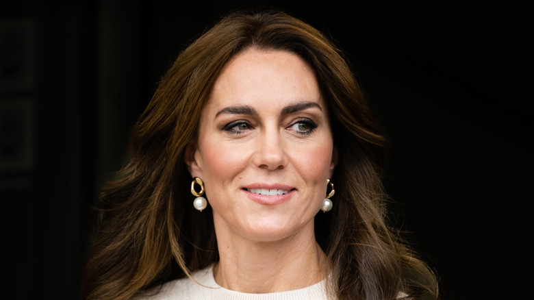 Kate Middleton smiling in close-up