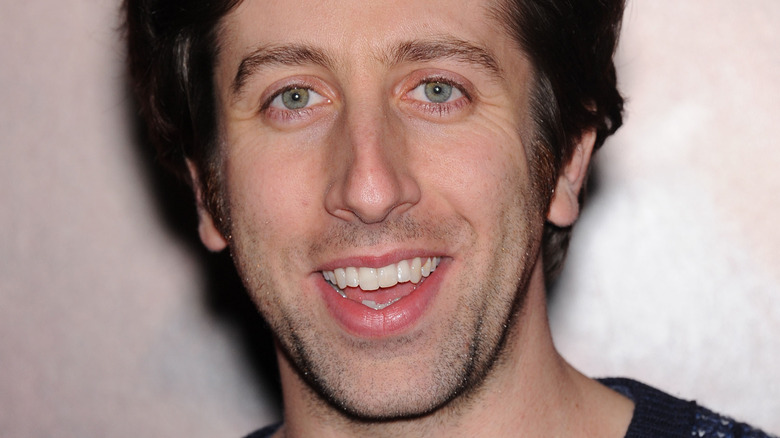 Simon Helberg big smile