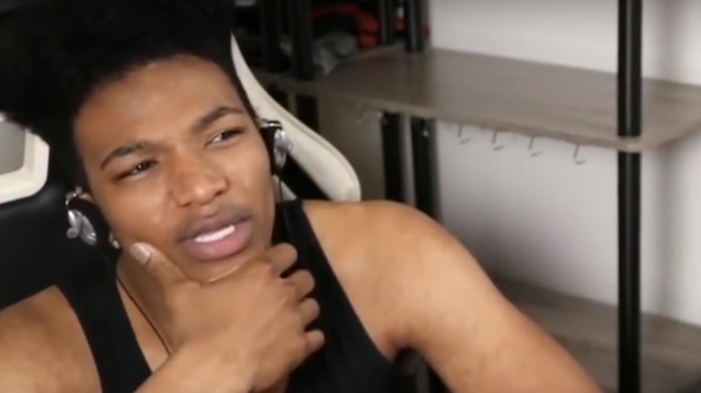 Etika talking