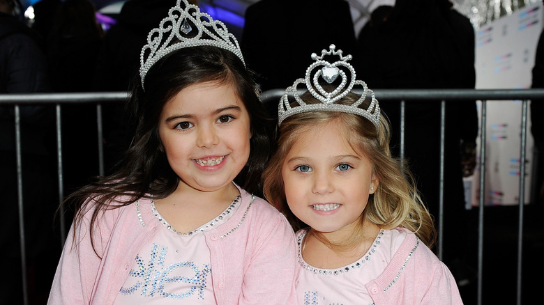 Sophia Grace Brownlee and Rosie McClelland wearing "Ellen" shirts