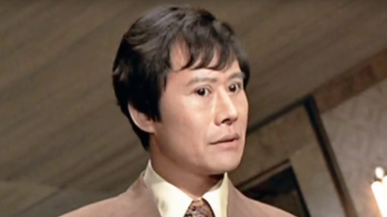 Soon-Tek Oh looking to the side