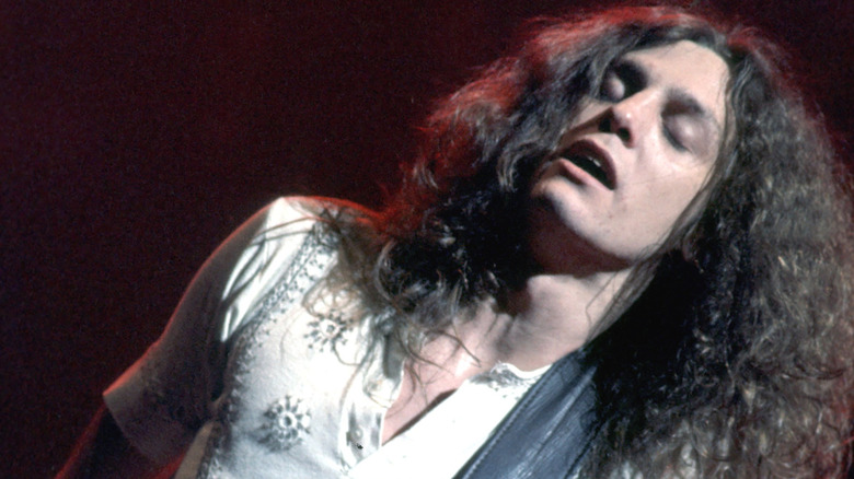 Allen Collins performing