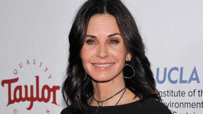 Courteney Cox smiling