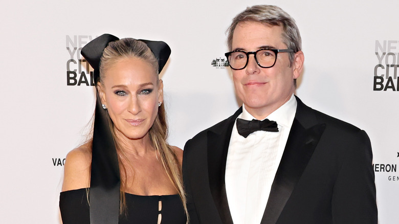 Sarah Jessica Parker and Matthew Broderick on a red carpet