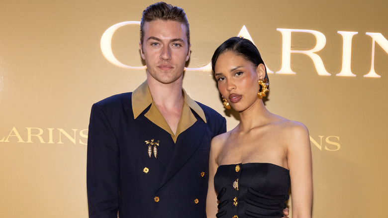 Lucky Blue Smith and Nara Smith posing
