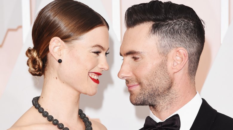 Behati Prinsloo, Adam Levine