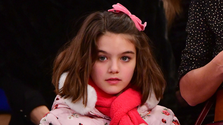 Suri Cruise at a New York Knicks game