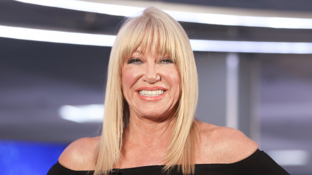 Suzanne Somers smiling