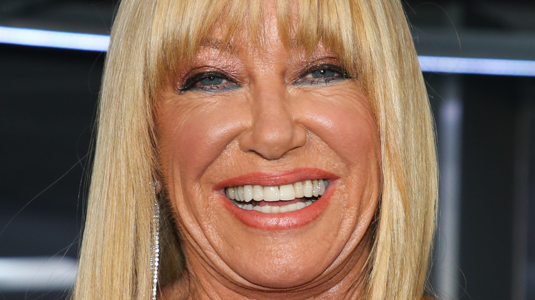 Suzanne Somers smiling in February 2020
