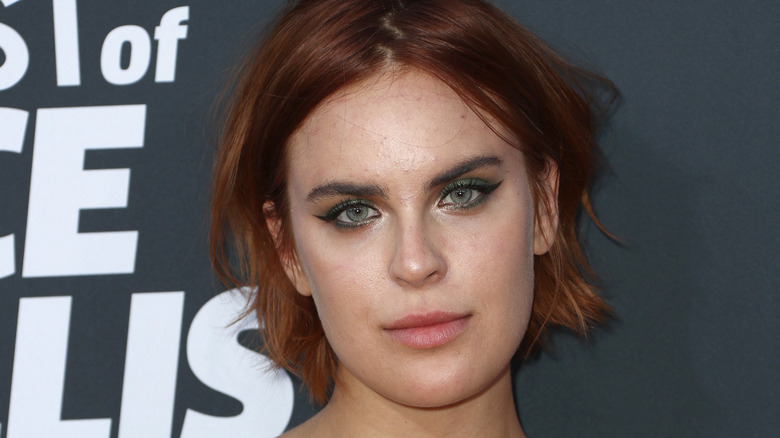 Tallulah Willis wearing short hair