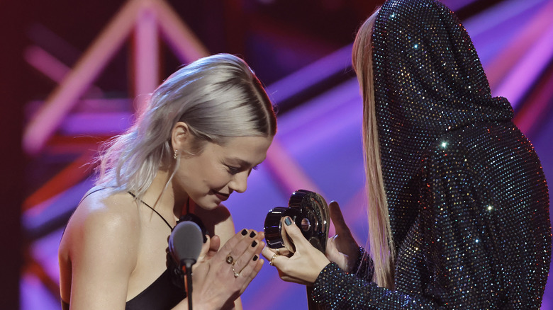 Phoebe Bridgers bows to Taylor Swift