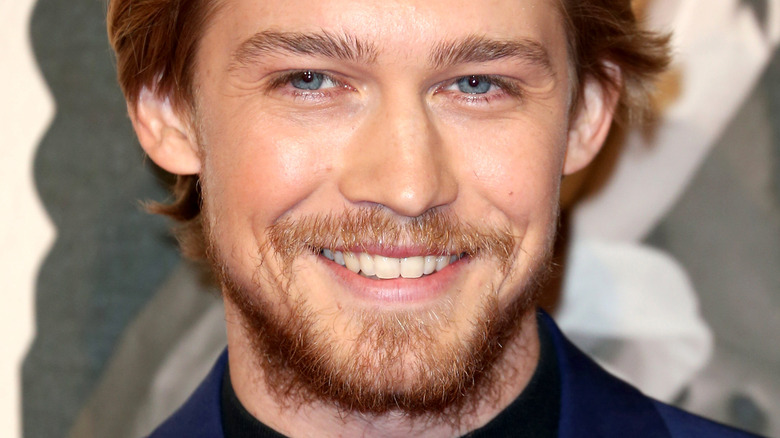 Joe Alwyn smiling