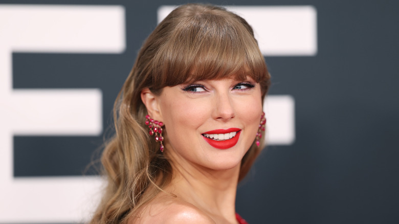 Taylor Swift attending the 67th Annual GRAMMY Awards