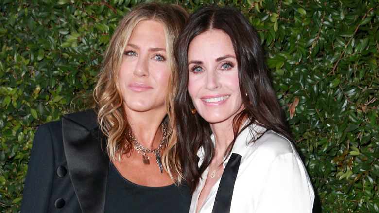 Jennifer Aniston and Courteney Cox