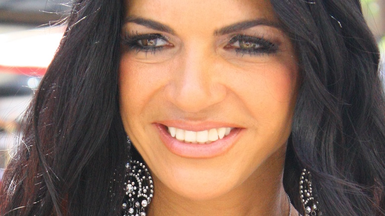 Teresa Giudice posing for a picture