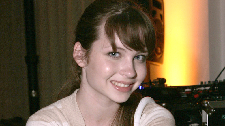 Daveigh Chase smiling