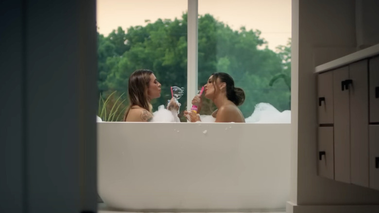 Morgan Wade and Kyle Richards bubble bath