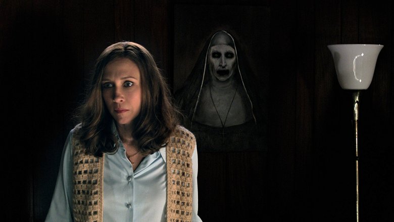 Vera Farmiga and Bonnie Aarons in The Conjuring 2