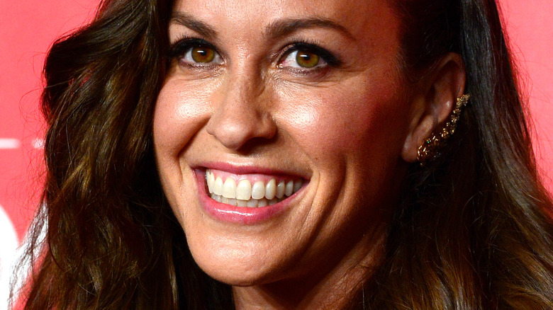 Alanis Morissette smiling