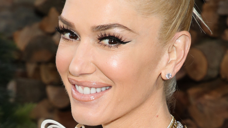 Gwen Stefani smiling