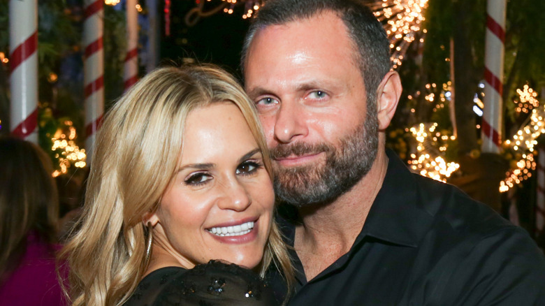 Evan Goldschneider Jackie Goldschneider embracing