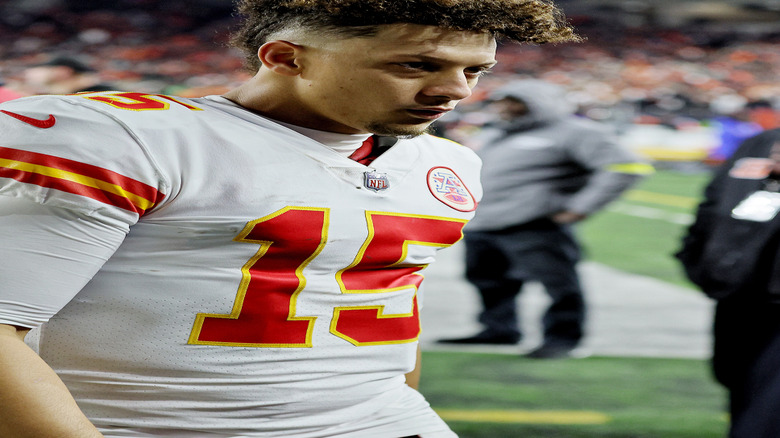 Patrick Mahomes looking down