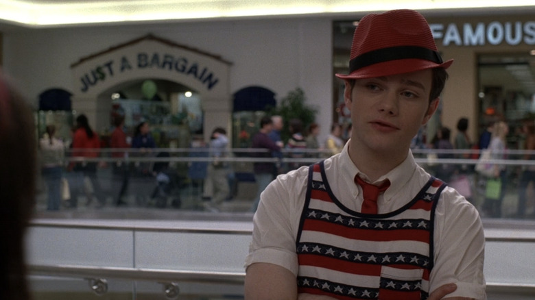 Kurt Hummel dresses patriotically at the mall in an episode of "Glee"