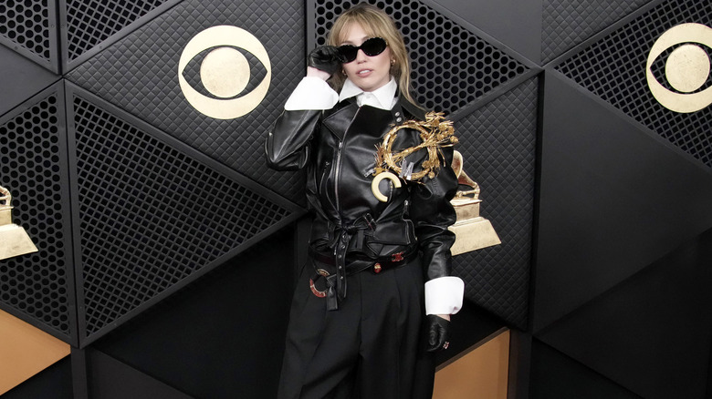 Miley Cyrus Grammys 2026 wearing sunglasses