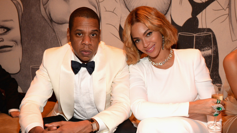 Beyoncé and Jay-Z pose together