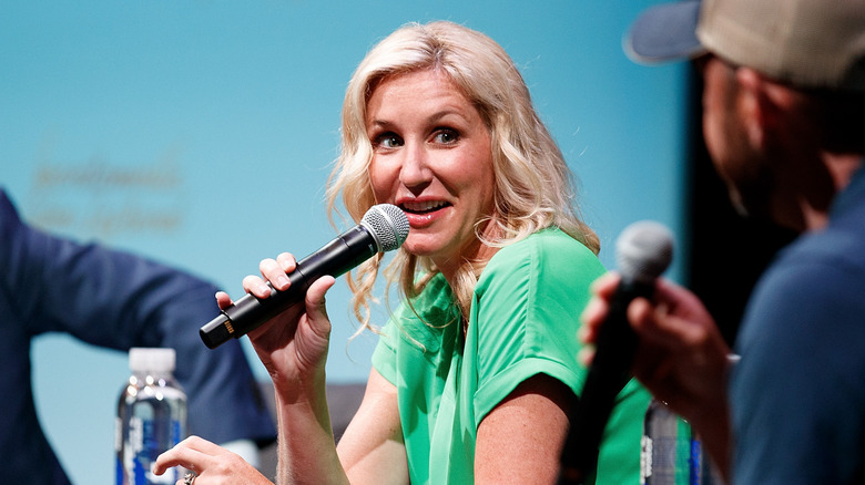 Jenny Marrs talking into a microphone