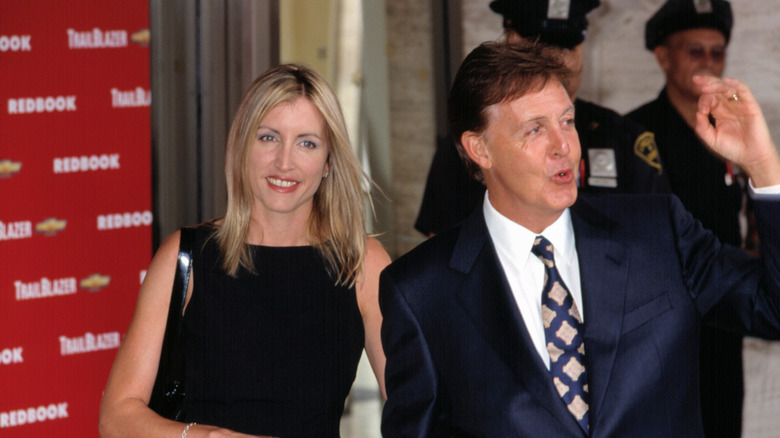 Heather Mills and Paul McCartney at a 2001 event