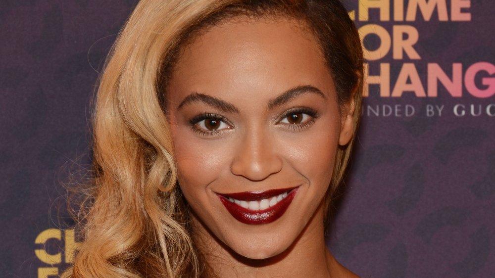 5. Beyonce's Big Blonde Hair Secrets Revealed - wide 3