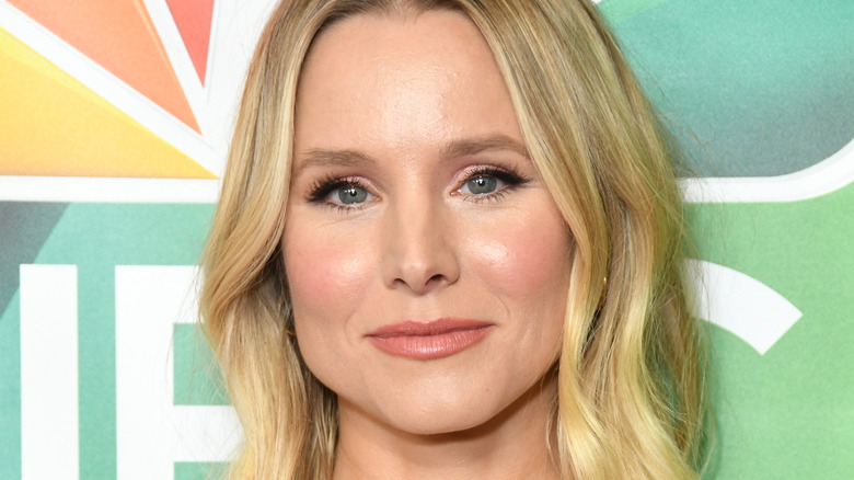 Kristen Bell posing