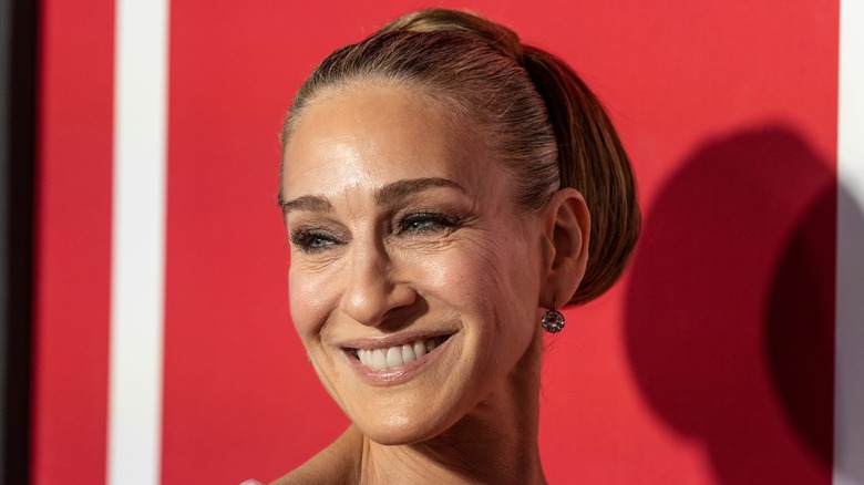 Sarah Jessica Parker posing