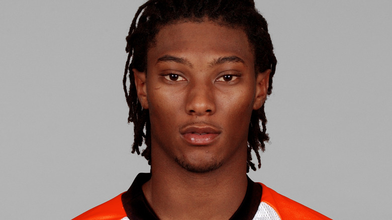 Chris Henry posing