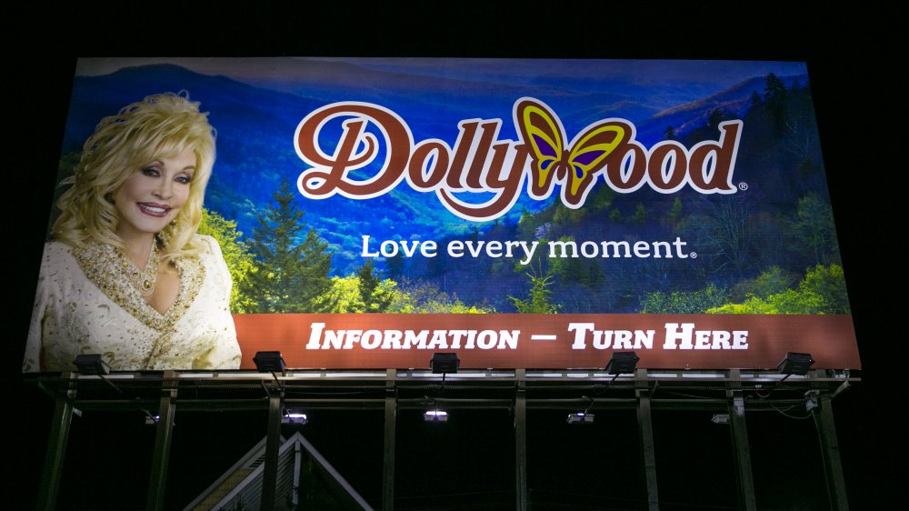Dollywood billboard